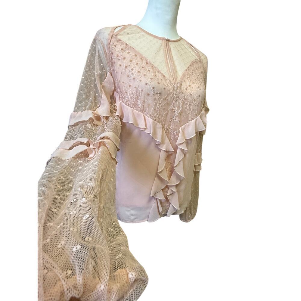 GUESS romantic lace and ruffled light pink long sleeve blouse womens large - Picture 4 of 11